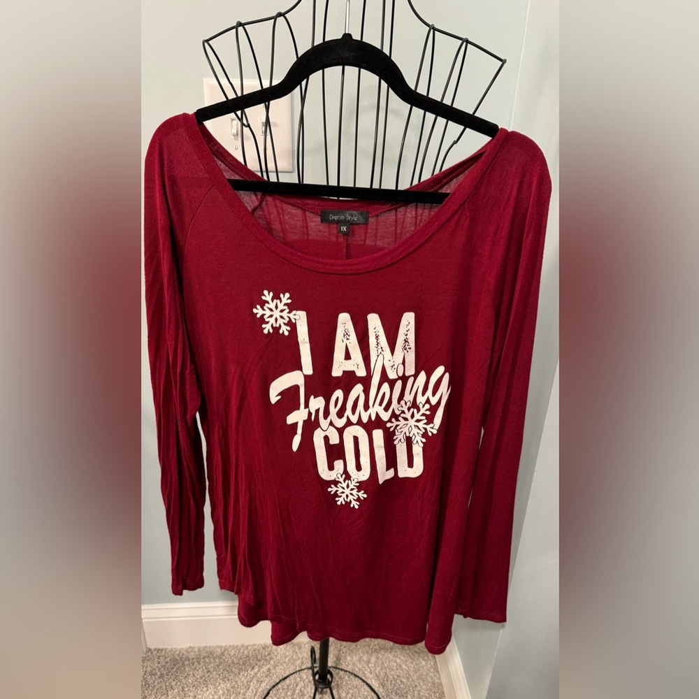 Women’s Dream Style “I am freaking cold!” Red Snowflake Long sleeve shirt 1x 1XL